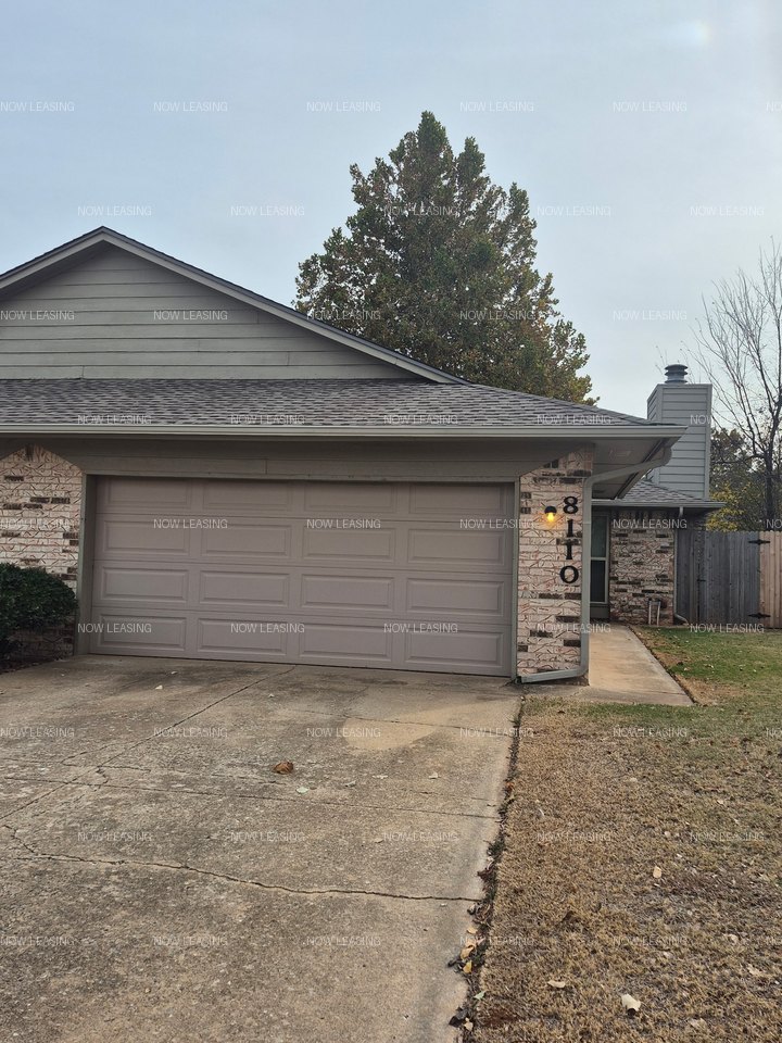 8110 - Duplex N.W. 120th St.