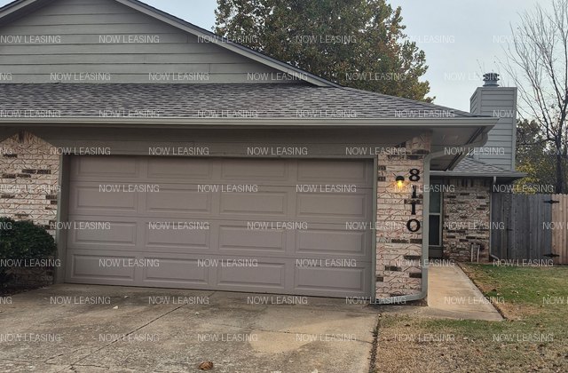 8110 - Duplex N.W. 120th St.